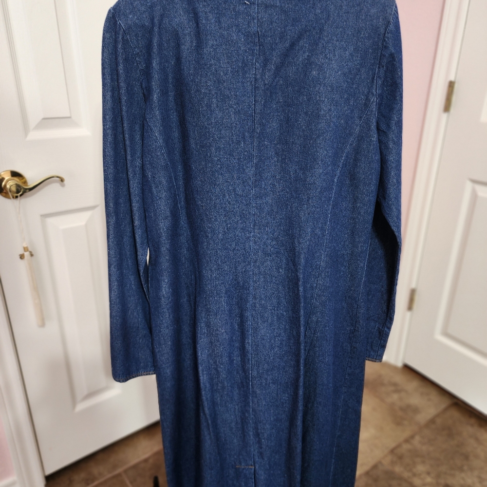Metrostyle Classic Blue Button-Front Midi Dress - Picture 2 of 5